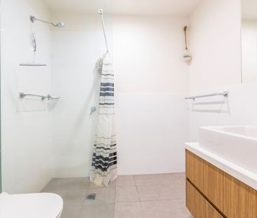 One Bedroom Apartment in Exclusive Complex - Photo 4