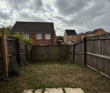 2 bedroom terraced house to rent - Photo 4