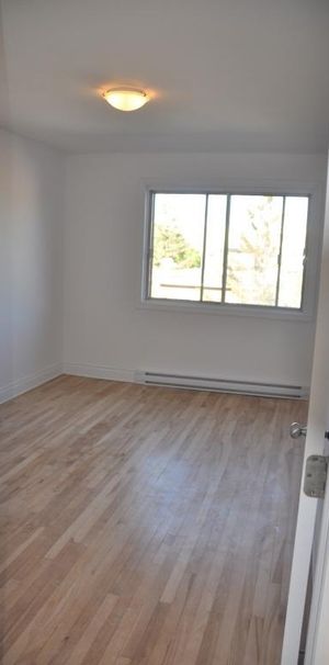 4 1/2, 3ième Étage à $1,395 - Photo 1