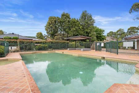 Modern Single-Level Family Home - Photo 2