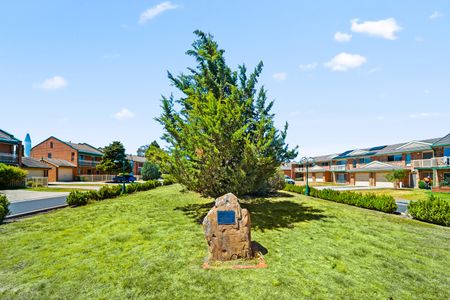 34/64 Carrington Street, Queanbeyan East NSW 2620 - Townhouse For Rent | Domain - Photo 2