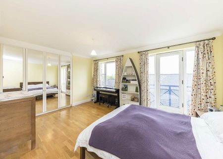 Rotherhithe Street - Photo 4