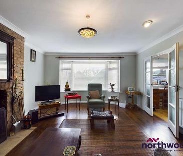 Downs Valley Road, Willingdon, Eastbourne, BN20 - Photo 2