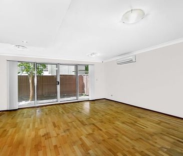 Three Bedroom Town House In Private Complex - Photo 4