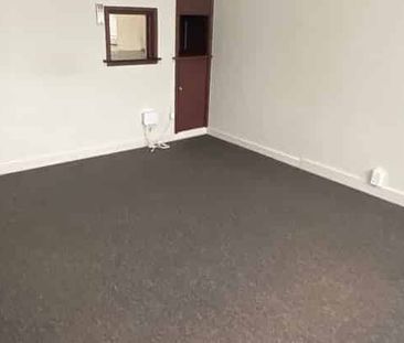 EXCELLENT CENTRAL LOCATION!! - Photo 1