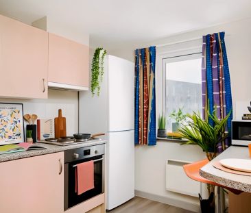 Extra Large Ensuite - Photo 4