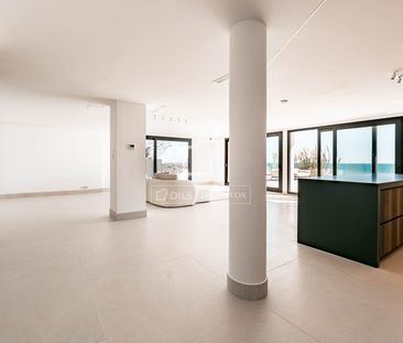 New build 5 Bedroom house / villa for rent in Bellamar, Barcelona - Photo 1