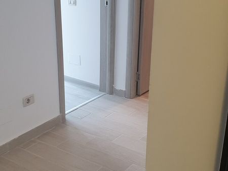 Militari Residence str.Tineretului 35BIS, bl. 4 etaje, zona linistita - Fotografie 4