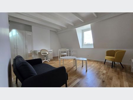 Appartement à Louer à LILLE 950 € - Photo 3