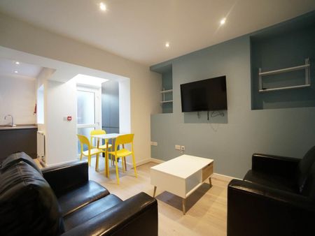 37 Victoria Street - Photo 2