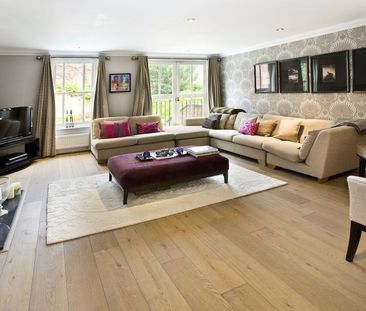 4 bedroom townhouse to rent - Photo 1