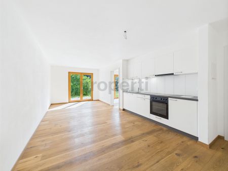 Modern 2.5-room apartment in a quiet location with a versatile leisure offer - Photo 4