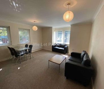 Drayton Street, Hulme, M15 - Photo 1