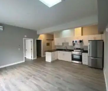 2 bedroom apartment downtown Orillia | 39 Mississaga Street West, O... - Photo 1