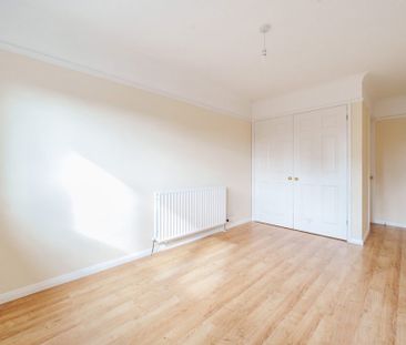 4 Bedroom House - Conference Drive, Locks Heath - Photo 6