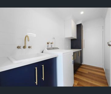 Fully Updated Low Maintenance Duplex - Photo 6