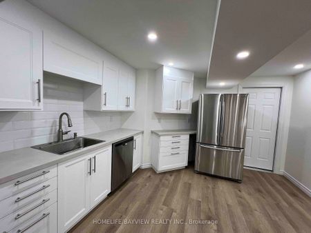 For Lease - 136 Pinnacle Trail Unit# Lower, Aurora, Ontario - Photo 2