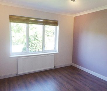 3 Bedroom Flat To Rent - Photo 3