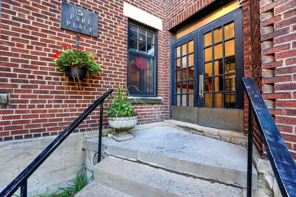 5, Place Park, A, Westmount - Photo 1