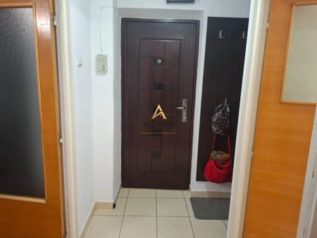 Garsoniera de inchiriat in Ploiesti, zona Ultracentrala - Fotografie 5