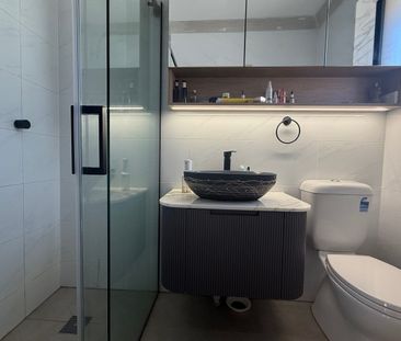 Beautiful Solid Full Brick Three Bedder Townhouse! - Photo 6