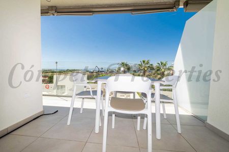 Apartment in Torrox-Costa, Front line of beach - Photo 3