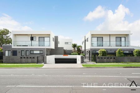 2/142-144 Nuwarra Rd, Moorebank NSW 2170 - Townhouse For Rent | Domain - Photo 5