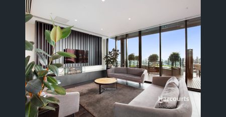 Fifty Albert! - Photo 2