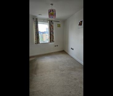 2 Bed Flat, Prioress House, IG11 - Photo 4