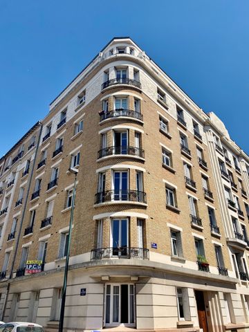 Location Appartement 1 pièce 16m² - Photo 3