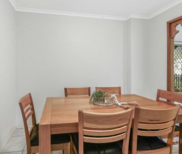 Perfectly positioned in family friendly, Ooralea. - Photo 6