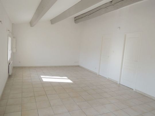 Location appartement 3 pièces, 64.98m², Saint-Côme-et-Maruéjols - Photo 1