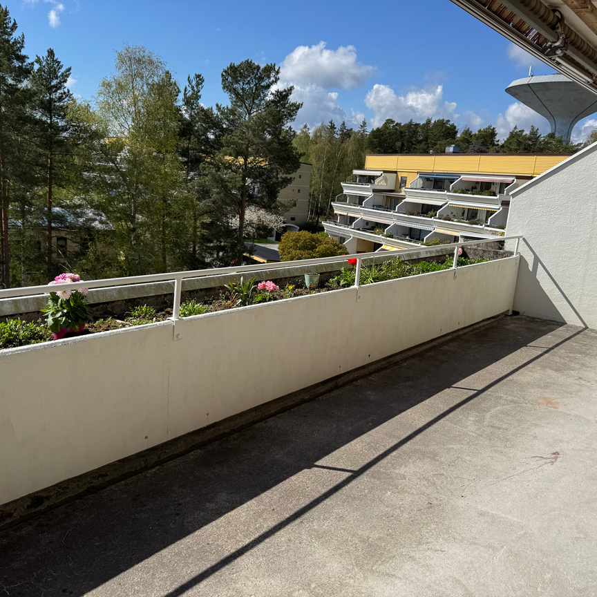 Lövstavägen, Upplands Väsby - Foto 1