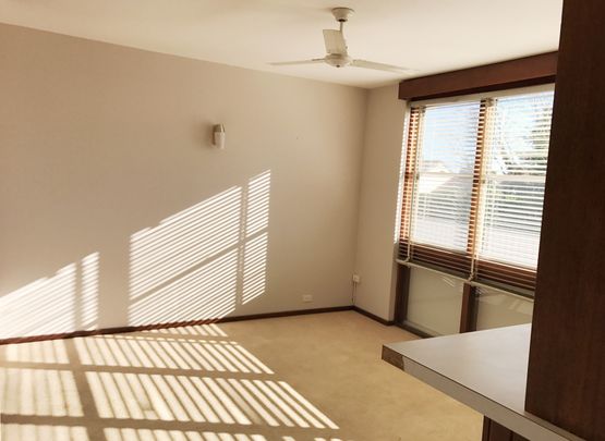 South Dubbo 1Bed Unit - Photo 1