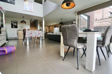 Moderne, ruime woning met 5 slpk, garage, tuin en 2 terrassen voor 1.350 EUR/mnd - Foto 4