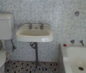 One Bedroom Unit on Macquarie Street - Photo 3