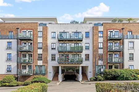 1 Bed Flat, Queen Marys House, SW15 - Photo 3