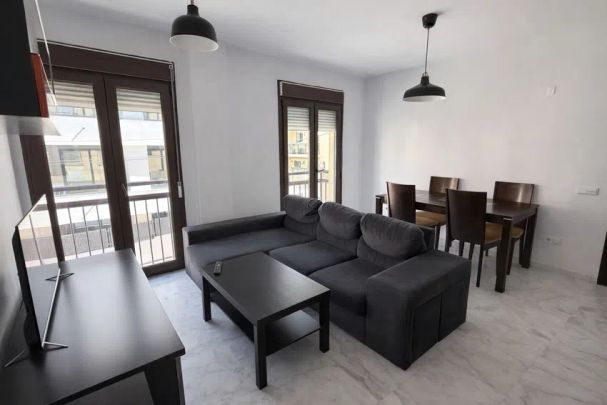 Alquiler de piso en Calle Valdepeñas, 11 - Foto 1