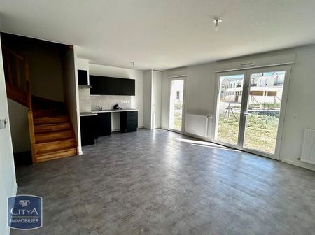 Location Maison 5 pièces 94m² TRELISSAC 24750 - Photo 2