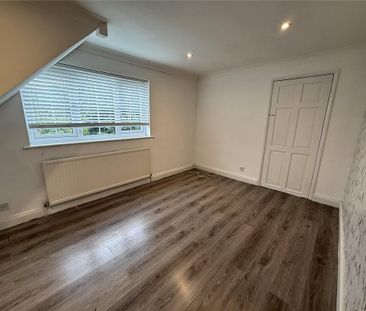 5 bedroom detached house to rent - Photo 2