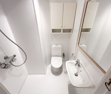 Lys 2-værelses lejlighed i vestbyen - Photo 3