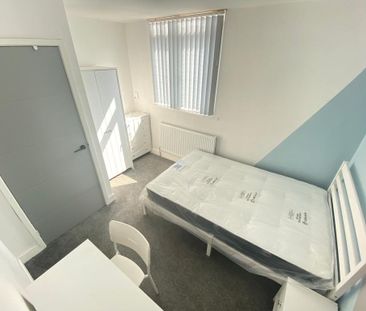 6 Bed Terraced House, Kingsway, CV2 - Photo 4