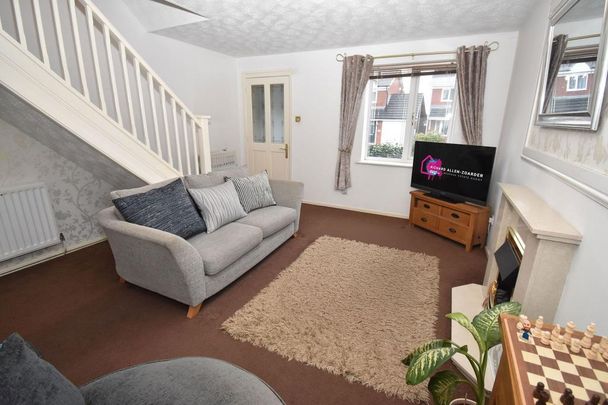 2 bedroom semi-detached house to rent - Photo 1