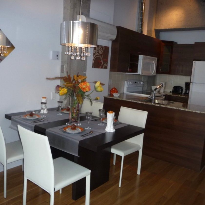 1200 Rue St Alexandre, Montréal (Ville-Marie), QC H3B - Photo 1