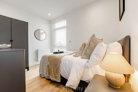 Room 2, Heygate Avenue, Southend On Sea - Photo 2