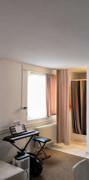 1 room apartment ground floor in the heart of Kloten - Photo 1