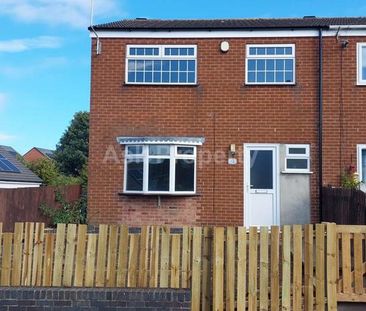 3 bedroom semi-detached house to rent - Photo 3