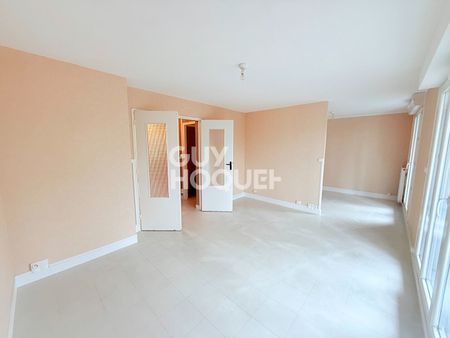 Location Appartement 3 pièces 71m² - Photo 3