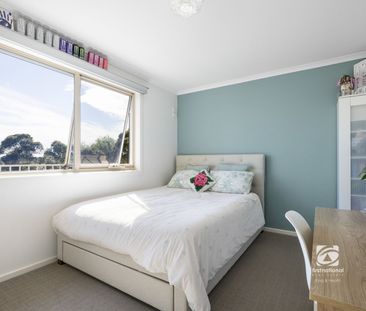 WONDERFUL VIEWS - PRIVATE ROAD - Photo 5