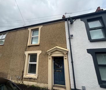 2 bedroom terraced house to rent - Photo 5